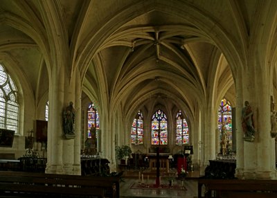 Innenansicht der Kirche von French School